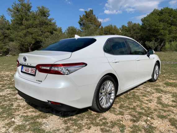 Toyota Camry Review