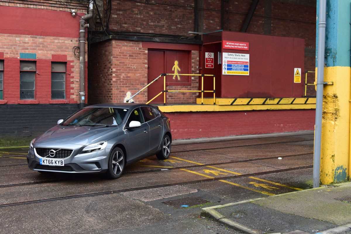 Volvo V40 (2012 - 2019) Review