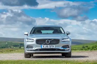 Volvo V90 (2016 - ) Review