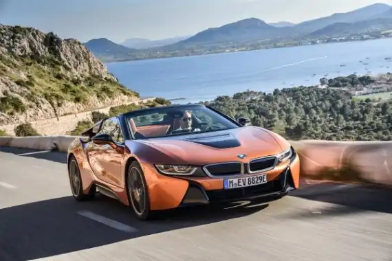 Introducing the New BMW i8 Roadster Image 1