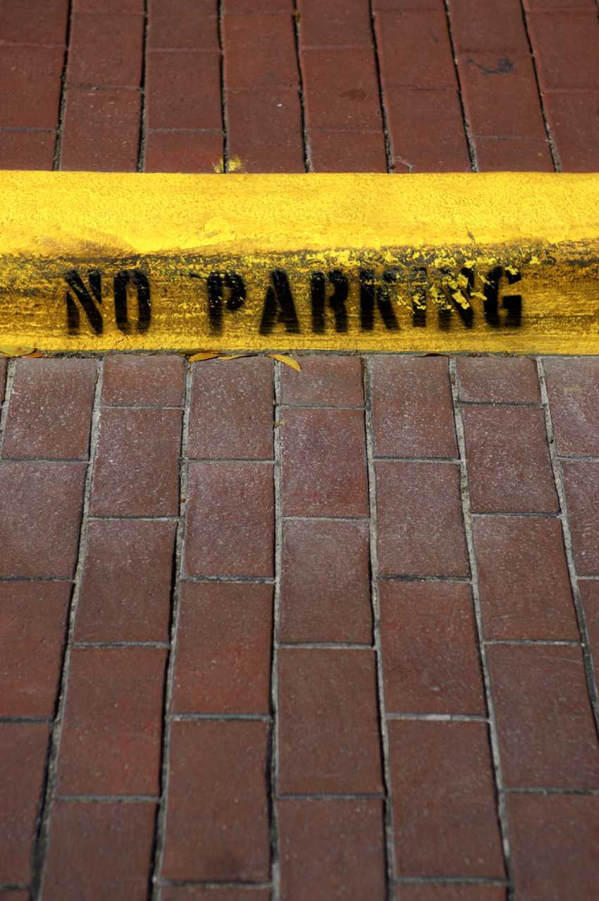 Should Pavement Parking Be Banned in the UK?