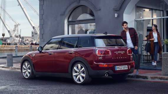 Whether You’re Looking For City Thrills or a Big Adventure, There’s a MINI to Suit You Image 8