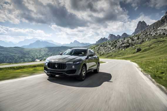 Explore the new Maserati Levante and Ghibli Image 1