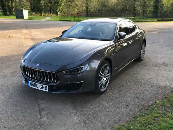 Explore the new Maserati Levante and Ghibli Image 2