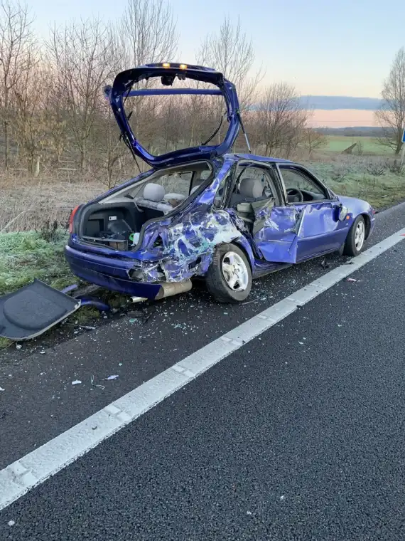 Shocking Crash Picture Shows Danger of Sitting in Broken Down Car Image 0