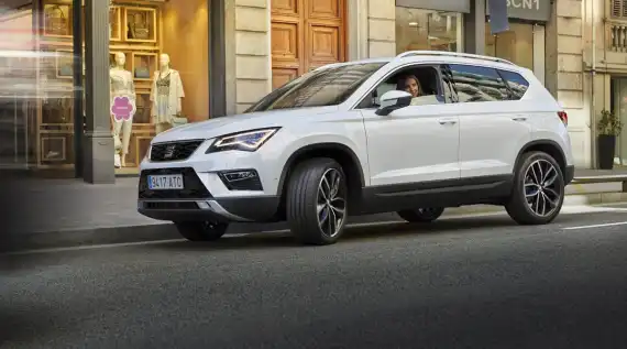 SEAT offer up to £3,000 towards your deposit two FREE services and an extra £500 saving when you take a test drive Image 4
