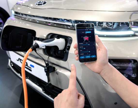 Hyundai Motor Group Launch Smartphone Based EV Controls Image 0