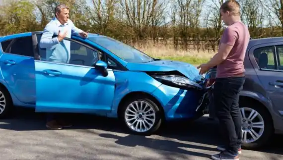 Fraudsters Adopt Potentially Lethal ‘Hide And Crash’ Tactic Image 0