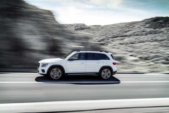 Mercedes-Benz Reveal UK Pricing and Specifications for the new GLB Image 1