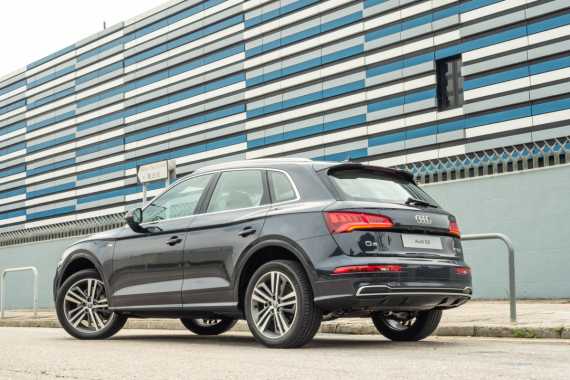 Explore the Range of Big Audi Q-Cars and Their Deposit Contribution Offers Image 7