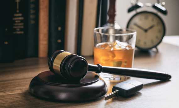 Drink Drivers Forced to Stay Sober via Sobriety Bracelets Image 0