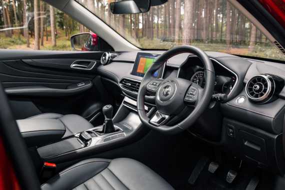 MG Motor UK Launches Their All-New MG HS Image 3