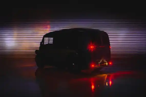 The All-New, All-Electric Morris JE Image 2