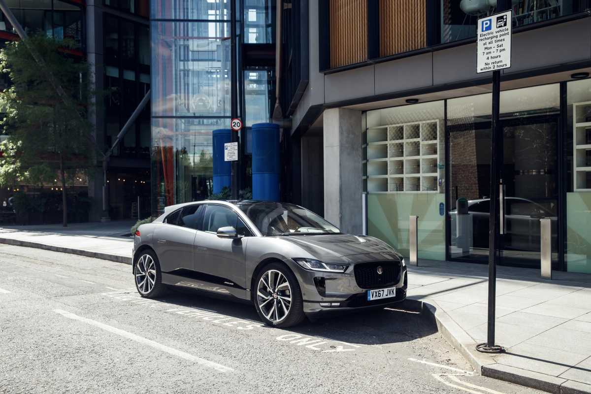 Explaining Electric Cars - Should I Buy an EV and Will It Save Me Money?