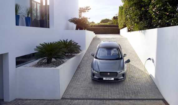 Explaining Electric Cars - Should I Buy an EV and Will It Save Me Money? Image 1