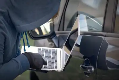 Manufacturers Hit Back at Keyless Car Theft