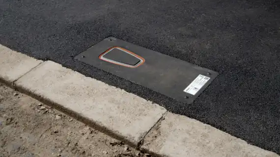 Oxford Trial Pop-Up Car Chargers Image 0