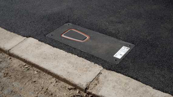 Oxford Trial Pop-Up Car Chargers Image 0