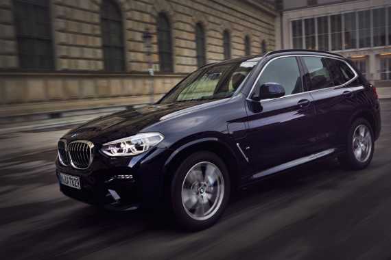 BMWs Electrified Plug-In Lineup Explained Image