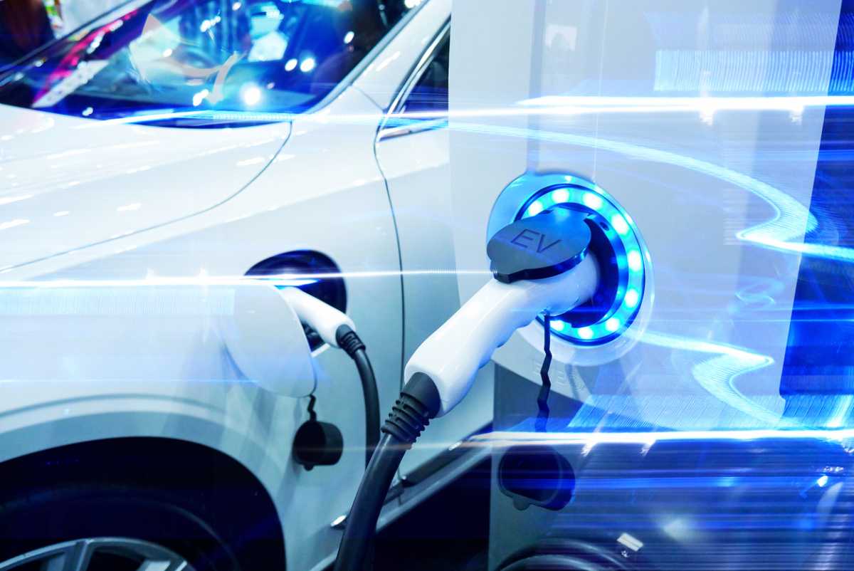 Electric Vehicle Motoring through the Salary Sacrifice Scheme
