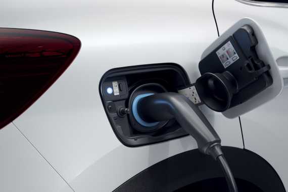 Renault Premier their New E-Tech Models in Brussels Image