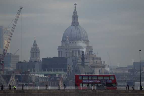 The Ban on Polluting Cars Is Brought Forward to 2035 Image