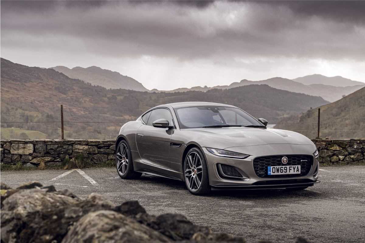 Jaguar F-Type Coupe 450ps First Edition (2013 - ) Review
