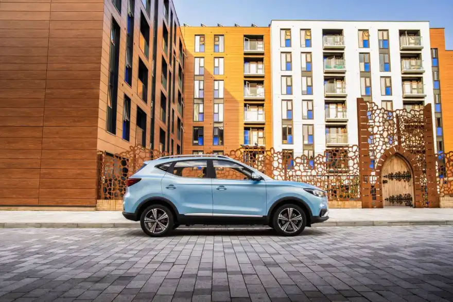 MG Donate a Fleet of 100 ZS EV’s to NHS Staff