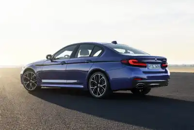 BMW Launch Their Facelifted 5-Series Saloon and Touring Via Livestream