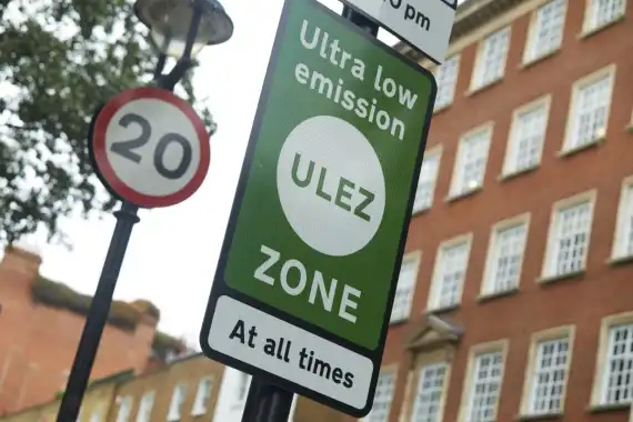 BMW eDrive Zones: Save Money & Cut Pollution In A Plug-in Hybrid Image