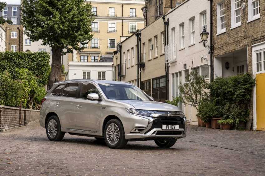 Mitsubishi Outlander PHEV Remains a Top Selling Plug-In Hybrid in 2020