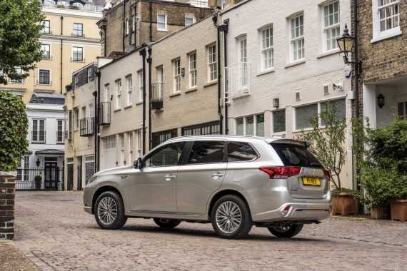Mitsubishi Outlander PHEV Remains a Top Selling Plug-In Hybrid in 2020 Image