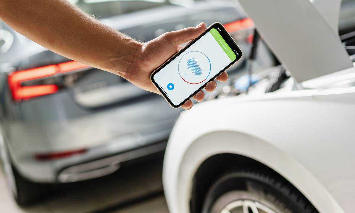 ŠKODA Smartphone App Diagnoses Faults By Listening To Cars
