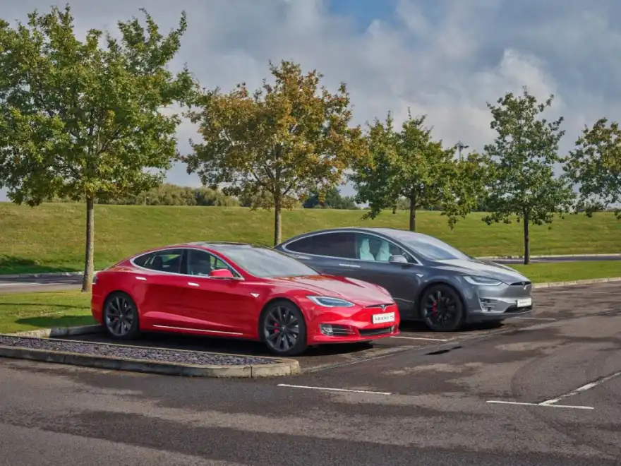 New Fully Autonomous Tesla For Only £20,000 By 2023?