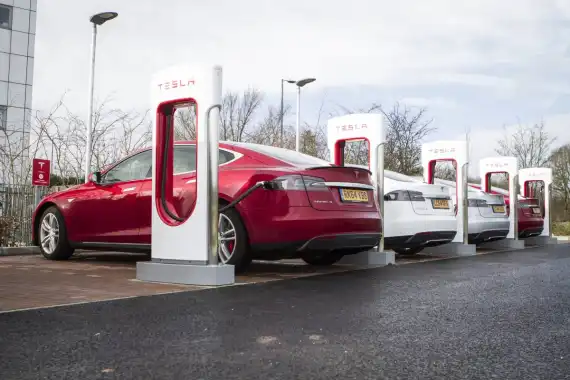 New Fully Autonomous Tesla For Only £20,000 By 2023? Image