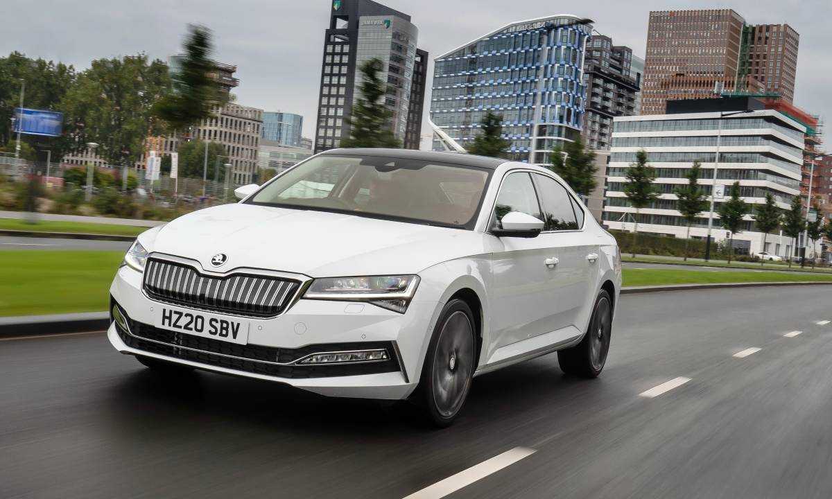 ŠKODA Octavia Crowned Auto Express Car Of The Year 2020