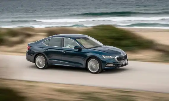 ŠKODA Octavia Crowned Auto Express Car Of The Year 2020 Image