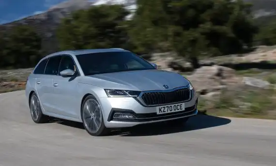 ŠKODA Octavia Crowned Auto Express Car Of The Year 2020 Image