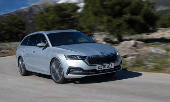 ŠKODA Octavia Crowned Auto Express Car Of The Year 2020 Image