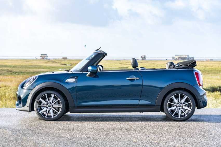 MINI Crowned Auto Express Convertible Of The Year 2020