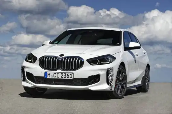 Car Dealerships Shift their Focus to Online Buying Image