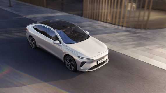 NIO ET7: Fast, Autonomous, Luxury Electric Saloon From China Image