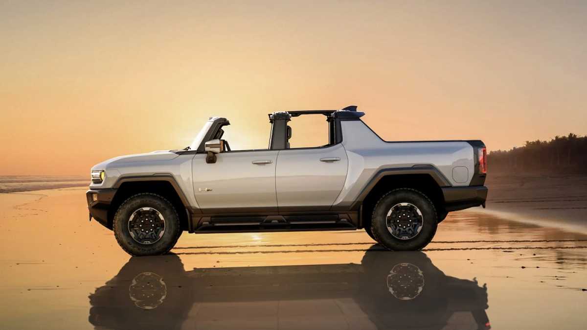 WOW: Hummer EV Edition 1 Supertruck - 1,000 HP And electric