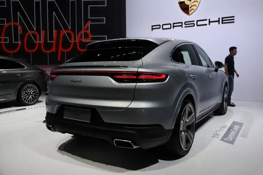 Are rival car brands about to start sharing showrooms?