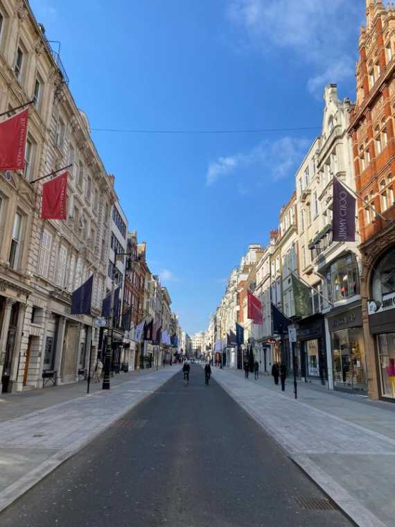Opinion: Should city centre roads close for cars but not cyclists? Image