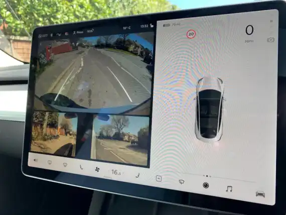 Tesla ends production worries despite microchip shortage Image