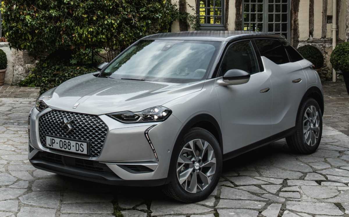 DS 3 Crossback E-Tense vs Peugeot e-2008