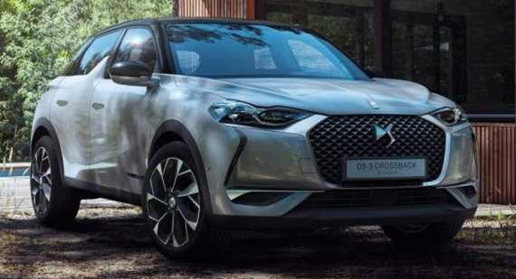 DS 3 Crossback E-Tense vs Peugeot e-2008 Image