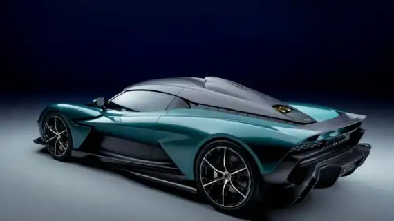 Aston Martin to replace Vantage and DB11 with all-electric models Image
