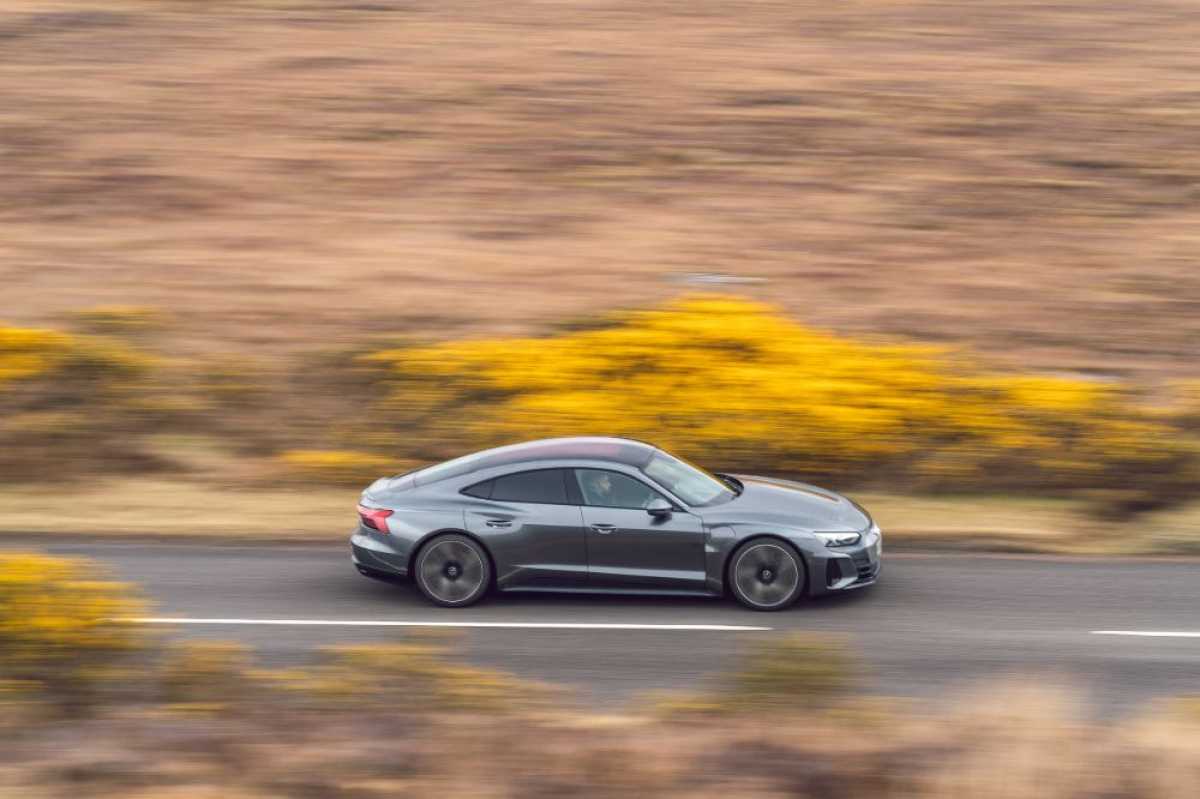 UK driving towards mandatory speed limiters on all new cars 2022
